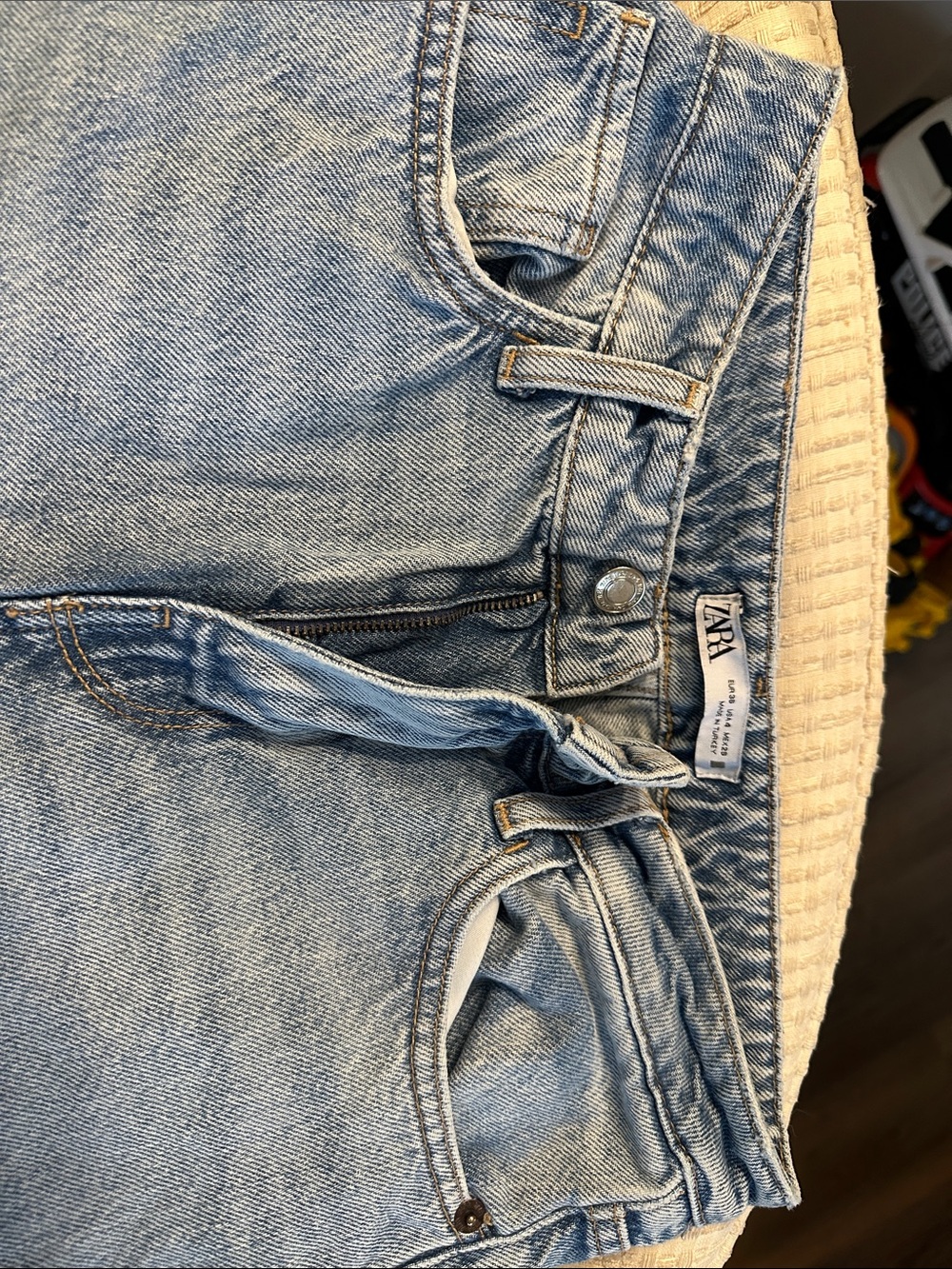 ZARA Pale Blue High-Rise Women’s Jeans